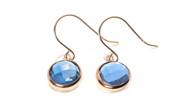 ロンドンブルートパーズのピアス