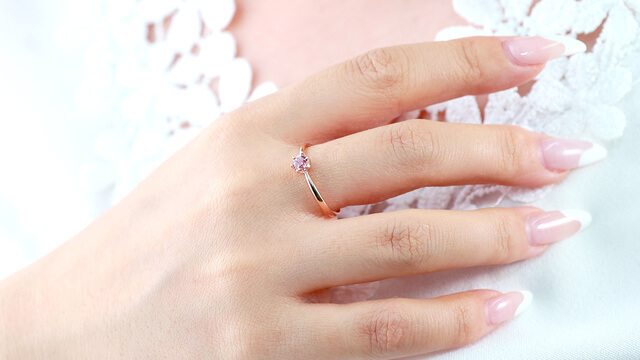 ピンクトルマリンのリング着用画像