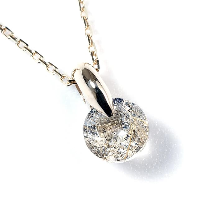 ゴールデンルチルクォーツのネックレス